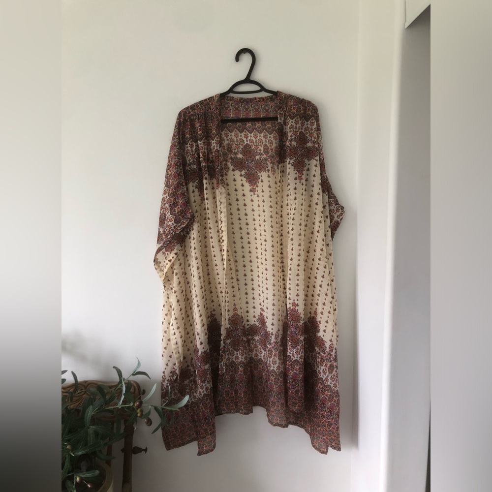 Lovestitch Floral Printed Kimono | One Size